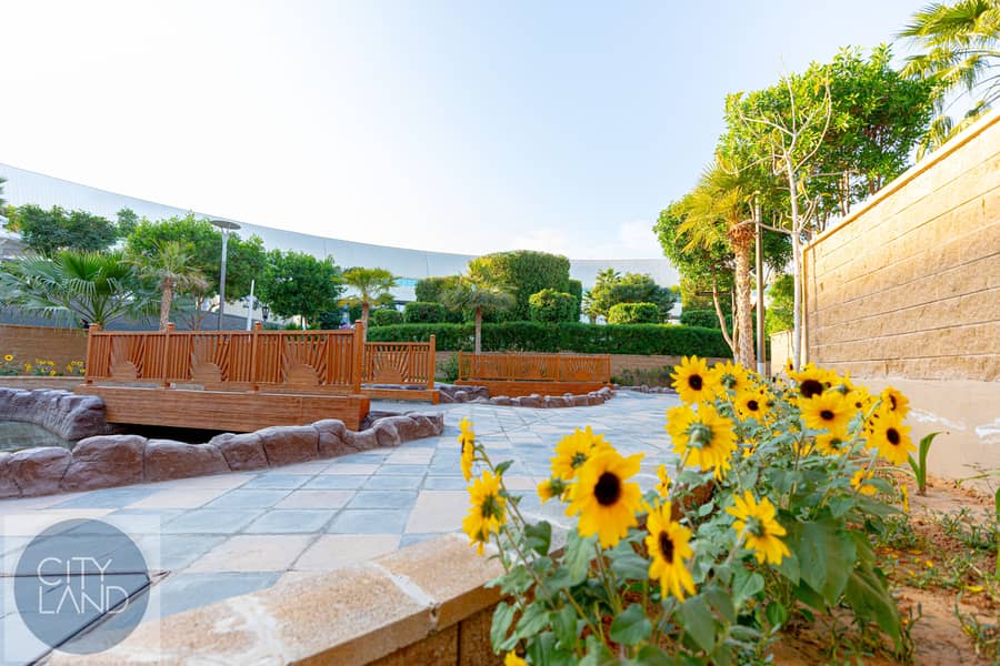 13 Garden-15. jpg