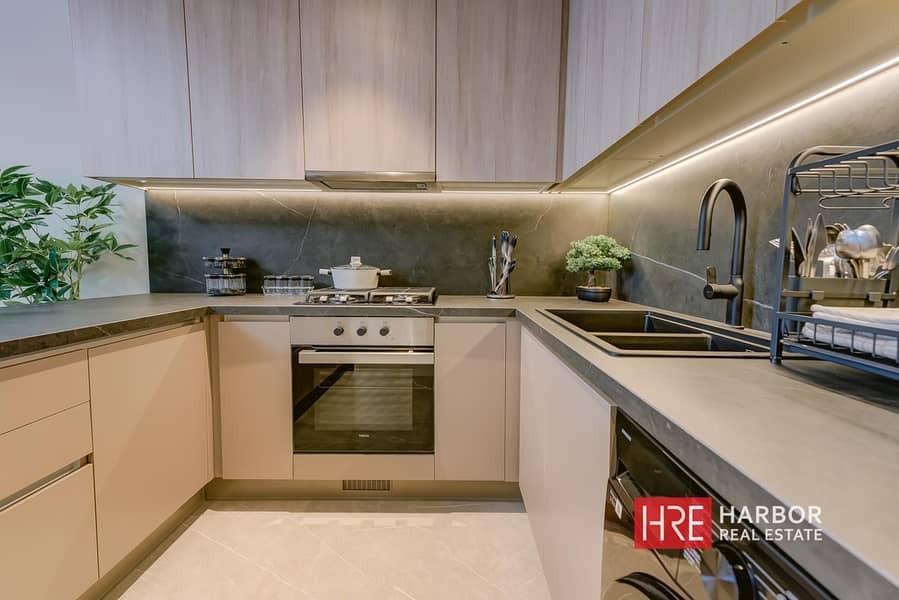 Spacious Layout | Payment Plan | Fully Fitted - Image 3