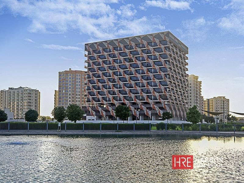 Spacious Layout | Vacant | Lake & Road View Spacious Layout | Vacant | Lake & Road View