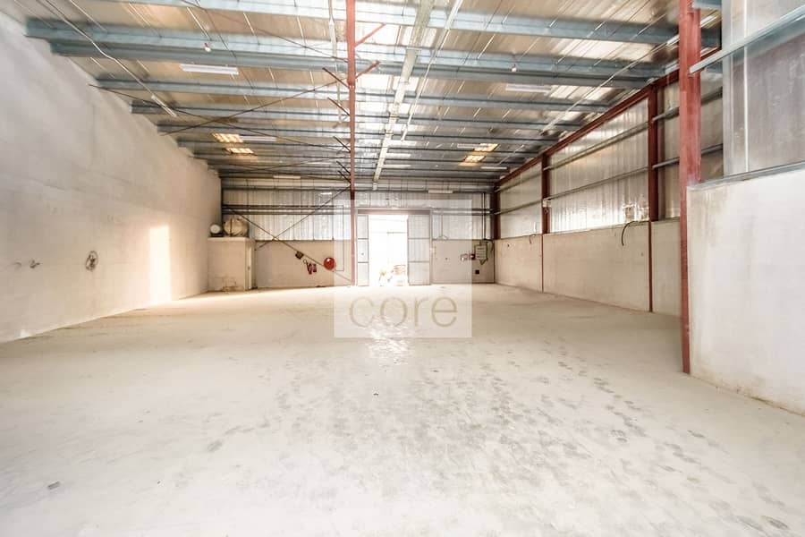 Spacious warehouse for rent in Al Quoz 3