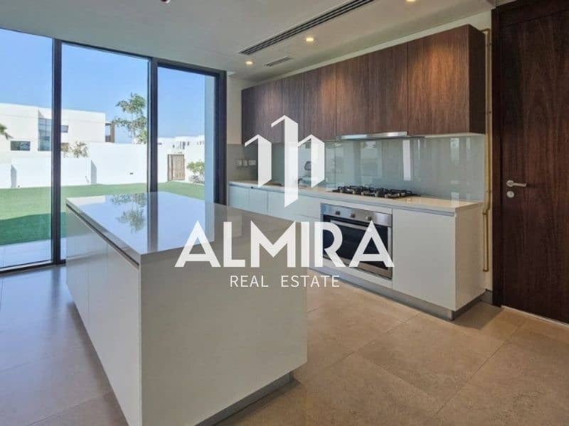 Facing Park | Corner Unit | 4BR Type Select - Image 8