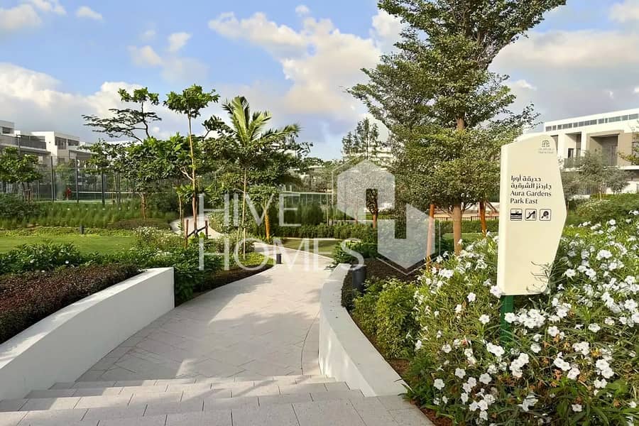 Single Row | Private Garden | Spacious Layout - Image 27