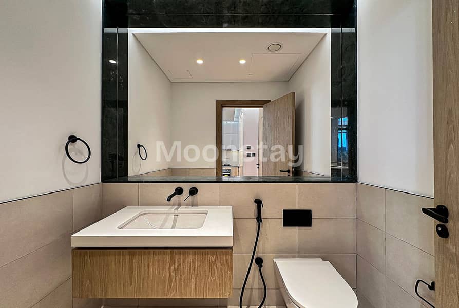 First Tenant | Vacant | Corner Unit - Image 10