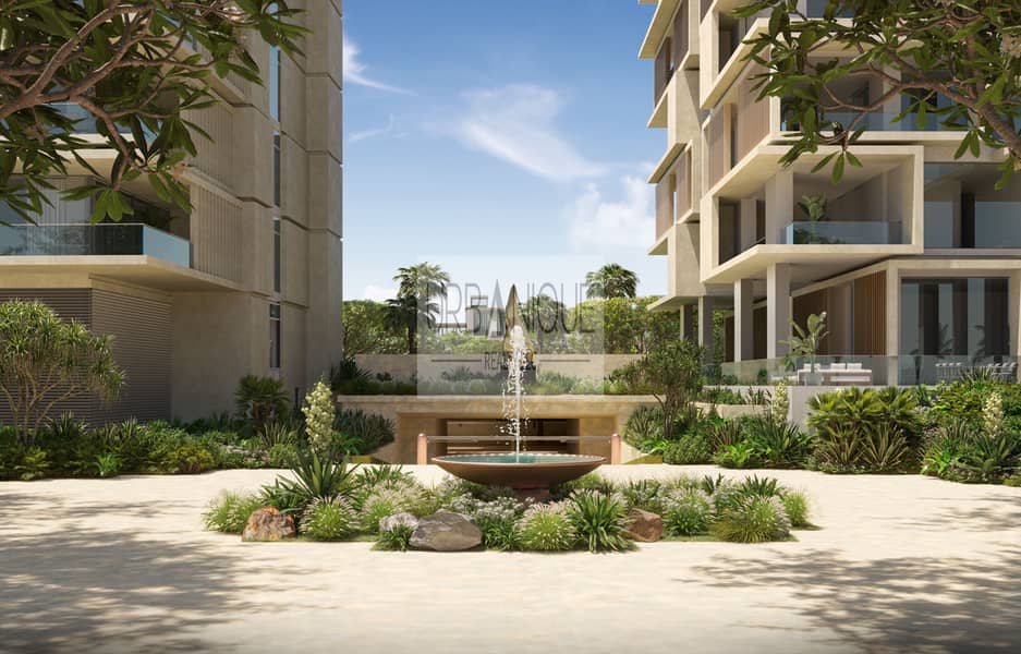 8 Six Senes Residences The Palm, Dubai - Main Entrance. jpg