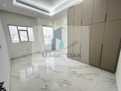 غرفه وصاله مع بلكونه اول ساكن بمدينه شخبوط موقع متميز