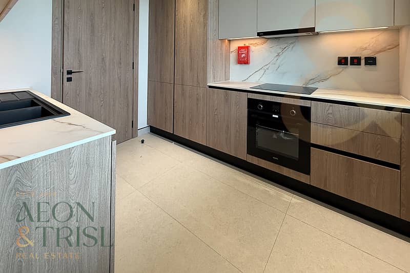 Burj Khalifa View | Branded | Largest Layout - Image 4