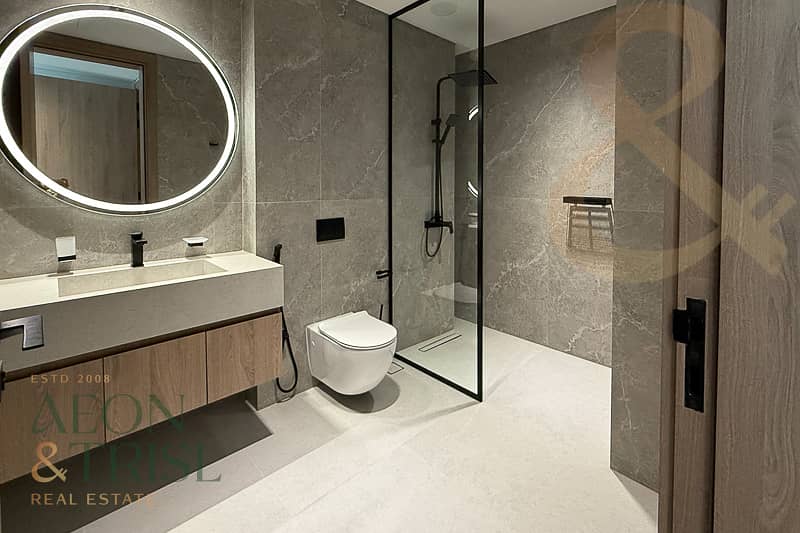 Burj Khalifa View | Branded | Largest Layout - Image 18