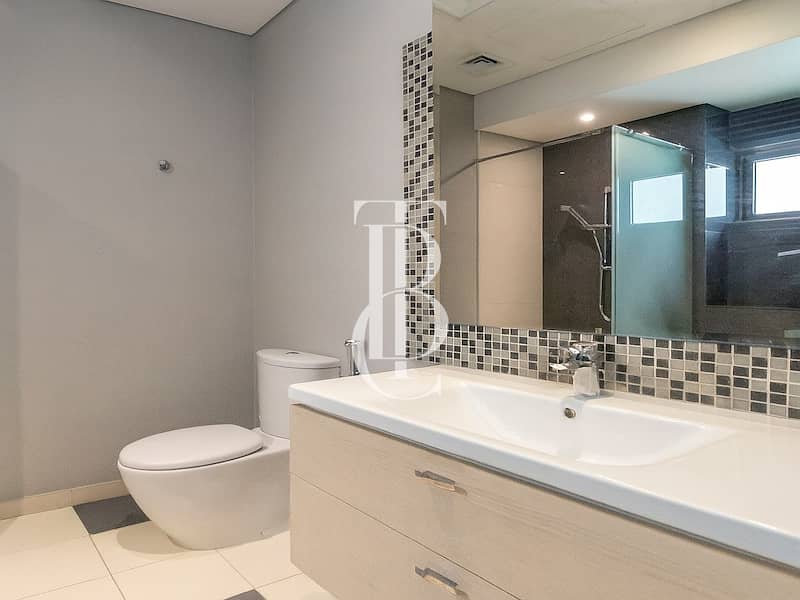 4 Bedroom Modern Townhouse | Perfect for Family - Image 10