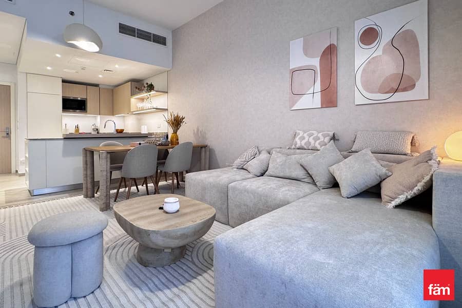 VacantReady, Newly Furnished, Community View