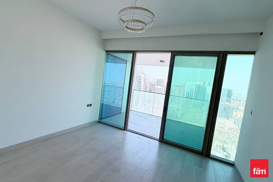 Biggest Layout | Top Floor | Luxury Living