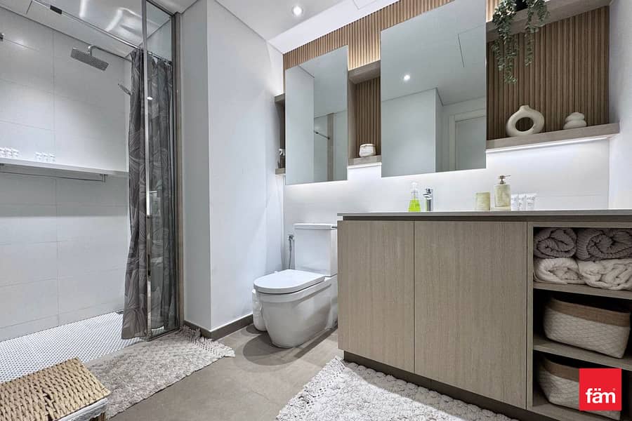 VacantReady, Newly Furnished, Community View - Image 19