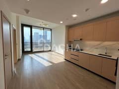 POOL VIEW | LUXURY FINISH | BUILT IN APPLIANCES