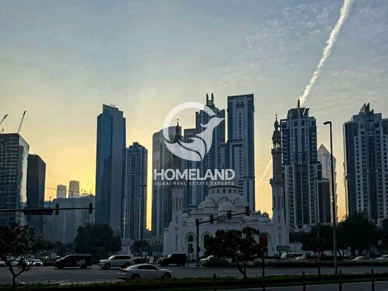 Vacant | Motivated | View Now | Spacious - Image 16