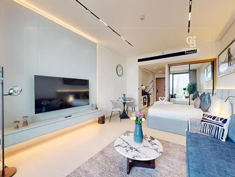 Luxury Living | Canal View | Prime Location