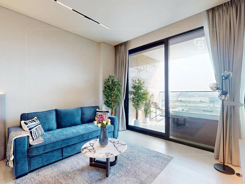 Luxury Living | Canal View | Prime Location - Image 6