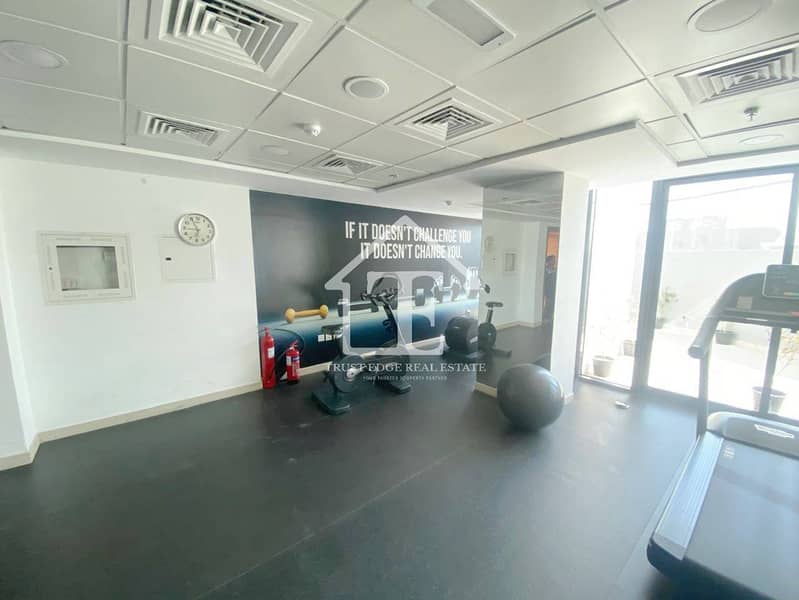 Spacious Unit | Huge Layout | High Floor - Image 9