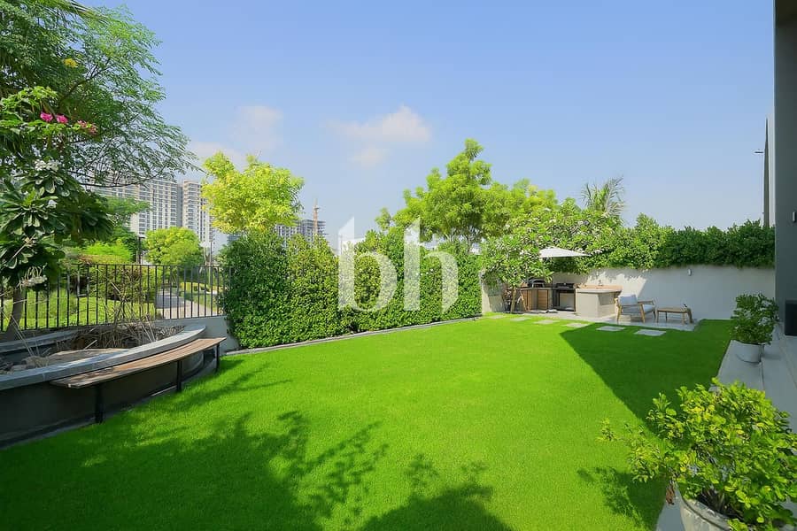 Exclusive | True Corner | Well Located