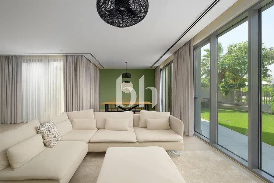 Exclusive | True Corner | Well Located