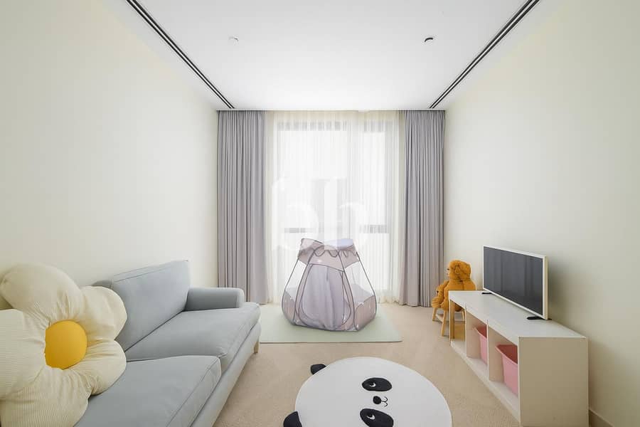 Exclusive | True Corner | Well Located - Image 11