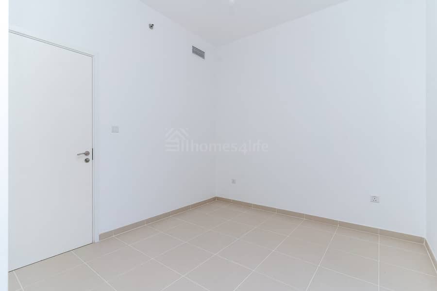 COMFORTABLE 2BR | POOL VIEW | READY TO MOVE IN - Image 12