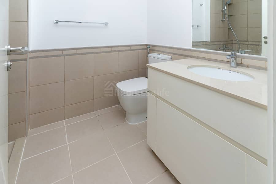 COMFORTABLE 2BR | POOL VIEW | READY TO MOVE IN - Image 17