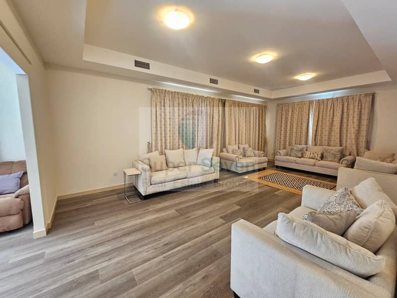 STAND ALONE || MAID'S ROOM || PRIVATE GARDEN