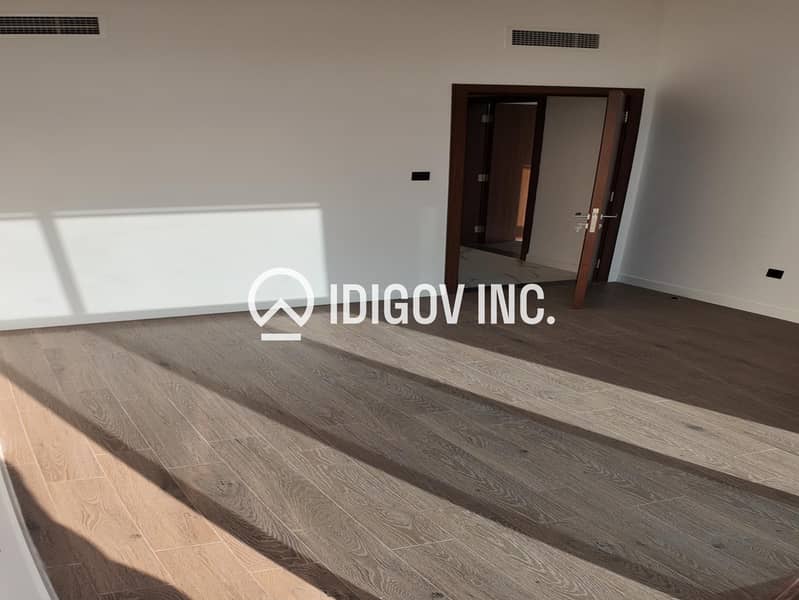 Spacious Villa | Family-Friendly Community - Image 8