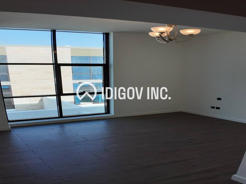 Spacious Villa | Family-Friendly Community - Image 14