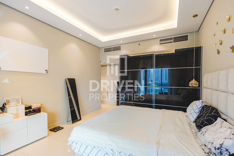 Prime Location | Canal View | Fully upgraded - Image 10
