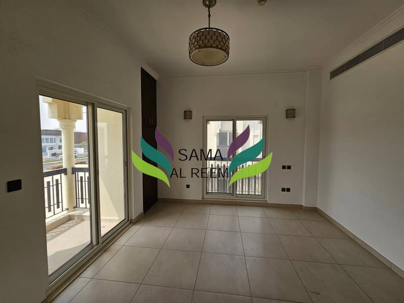 Stunning 5-Bed+Maid | Shared Pool, Gym | Vacant - Image 19