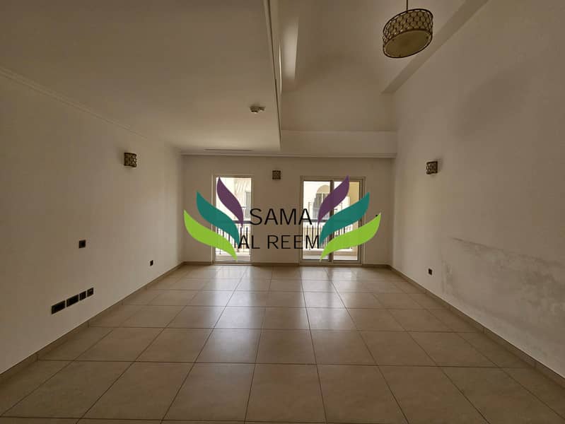 Stunning 5-Bed+Maid | Shared Pool, Gym | Vacant - Image 22