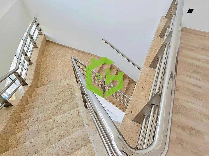 Marina & Skyline Views | Luxury Living | Upgraded - Image 6