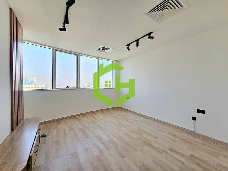 Marina & Skyline Views | Luxury Living | Upgraded - Image 18