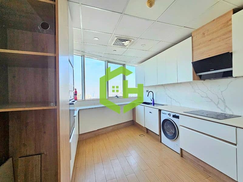 Marina & Skyline Views | Luxury Living | Upgraded - Image 19