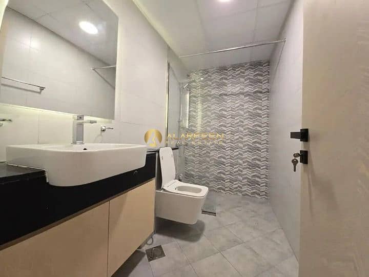 Ready To Move in|Best Deal |Call Now - Image 10