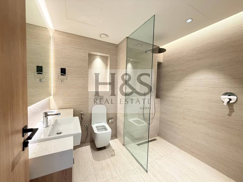 MARINA LIVING 1BR | STUNNING VIEW |BRAND NEW - Image 9