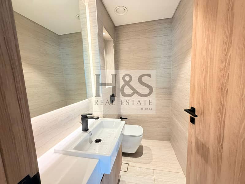 MARINA LIVING 1BR | STUNNING VIEW |BRAND NEW - Image 10