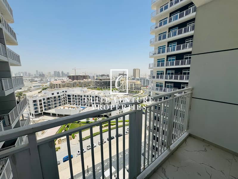 LUXURY LIVING 1-BHK | PRIME LOCATION | SPACIOUS - Image 11