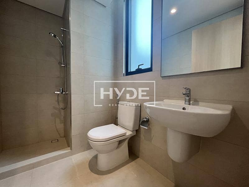 Type B | Single Row | 4 Bed + Maids Room