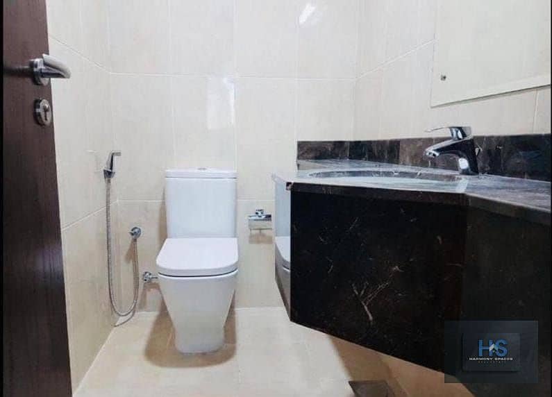 Modern 2 BR in Azizi Liatris, Al Furjan - Image 10