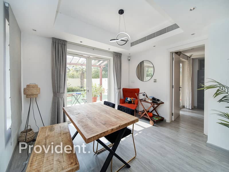 Corner Unit | Fully Furnished | Upgraded - Image 7