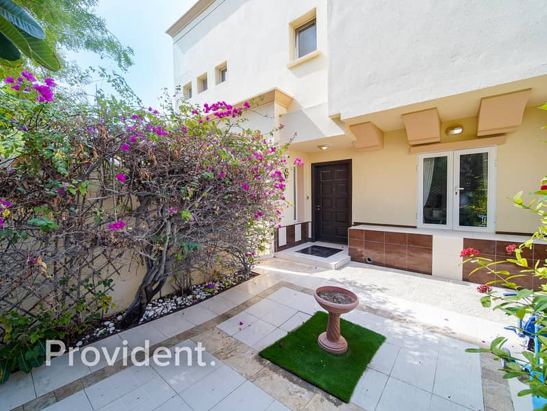 Corner Unit | Fully Furnished | Upgraded - Image 27