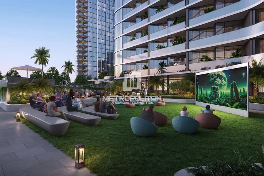 Ras Al Khor Views | High Floor | Spacious Living - Image 11