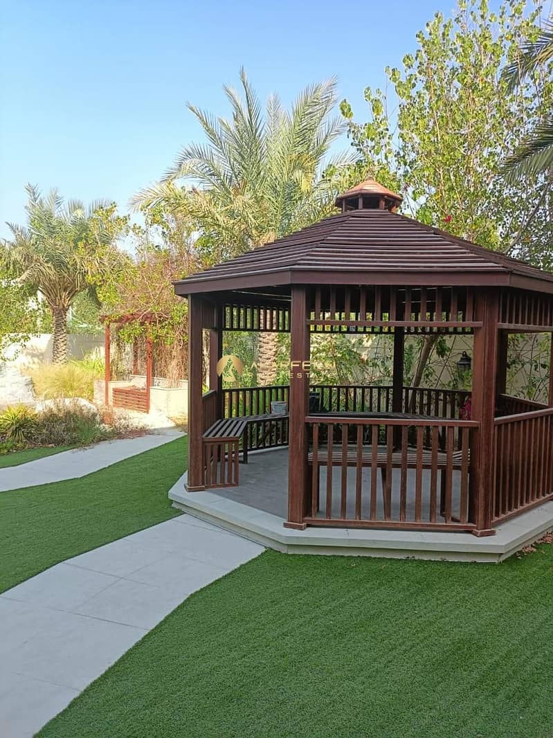 Fully Upgraded | 2Br+Maid | Community View - Image 8