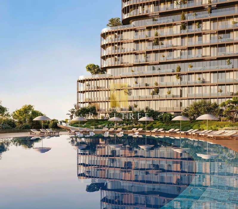 Ultra-Luxury 1BR | Open Beachfront | Value Growth Potential