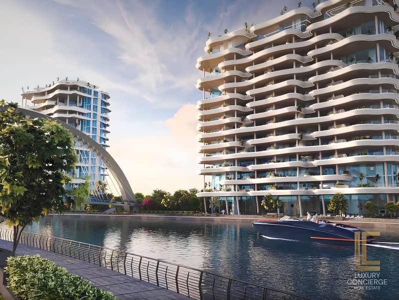 ULTRA-LUXURY PENTHOUSE | PRIME WATERFRONT - Image 6