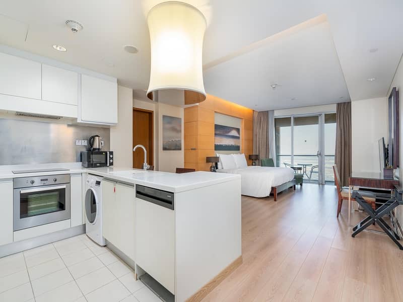 Stunning Views | Furnished | Prime Location - Image 10