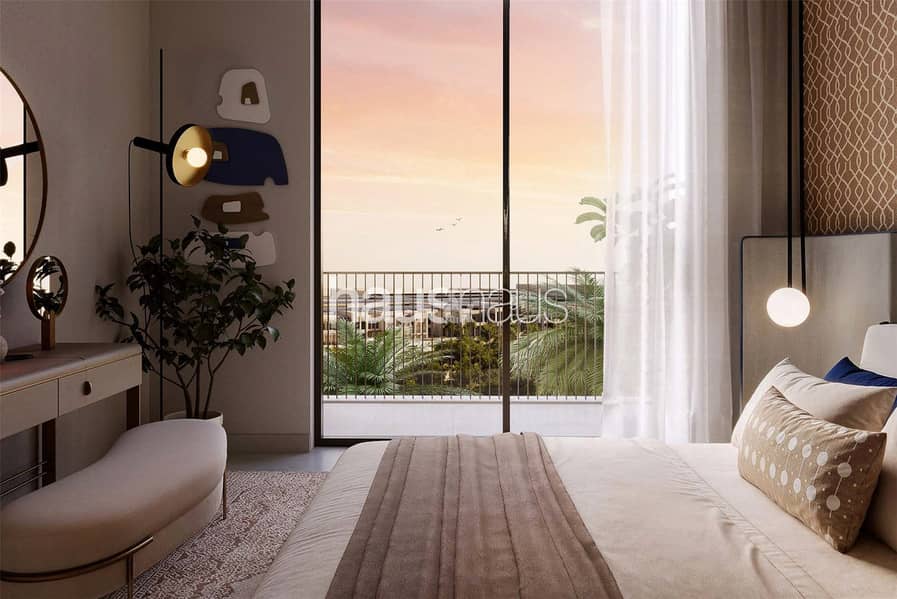 Mid Floor | Hillcrest Villa View