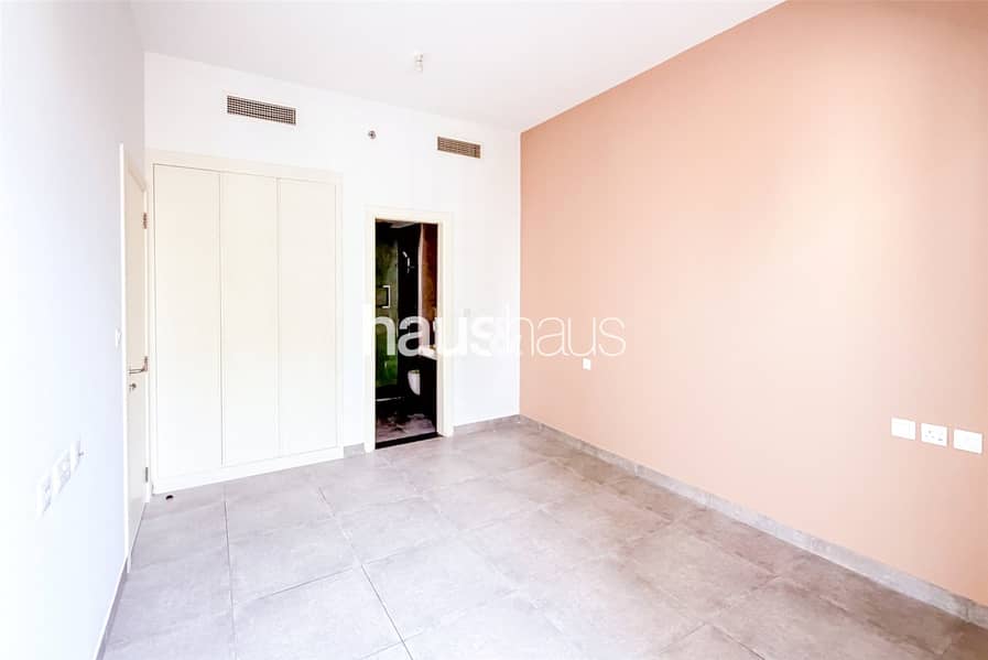 Unfurnished | Vacant | 1 Bed plus Study