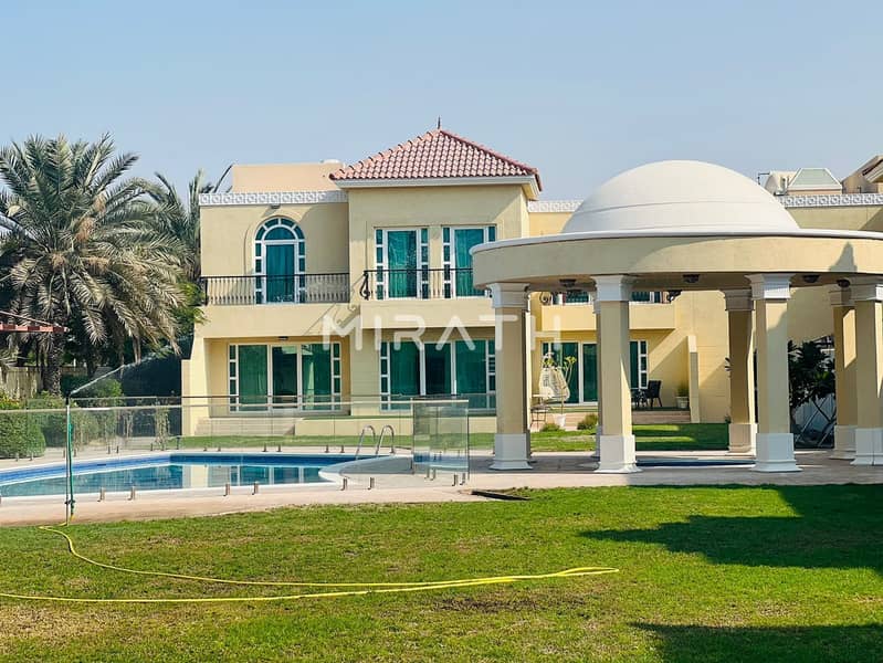 Upgraded Villa | Community pool, Gym and Garden